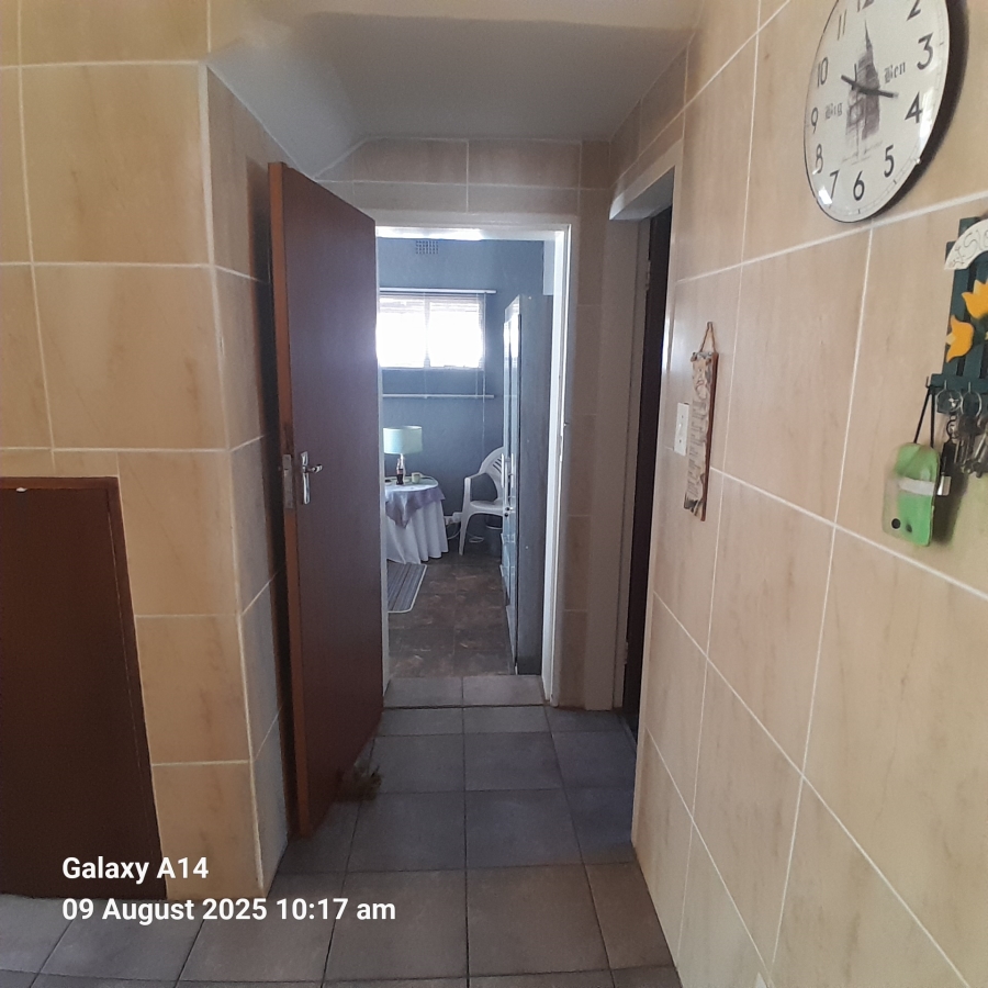 4 Bedroom Property for Sale in Protea Park North West